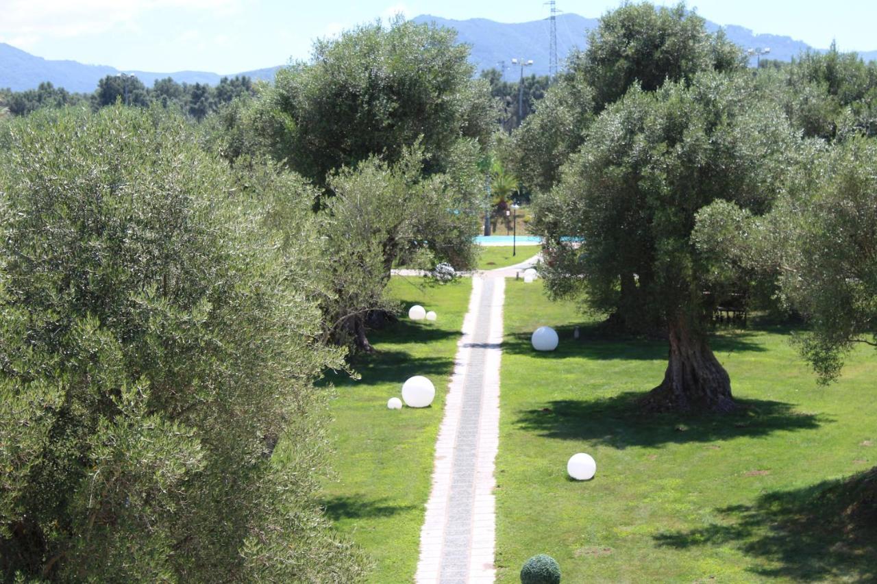 Uliveto Principessa Resort Cittanova  Buitenkant foto